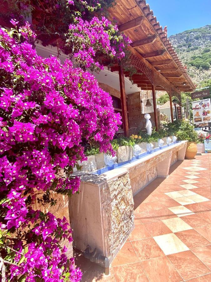 Costas Inn Spílion エクステリア 写真